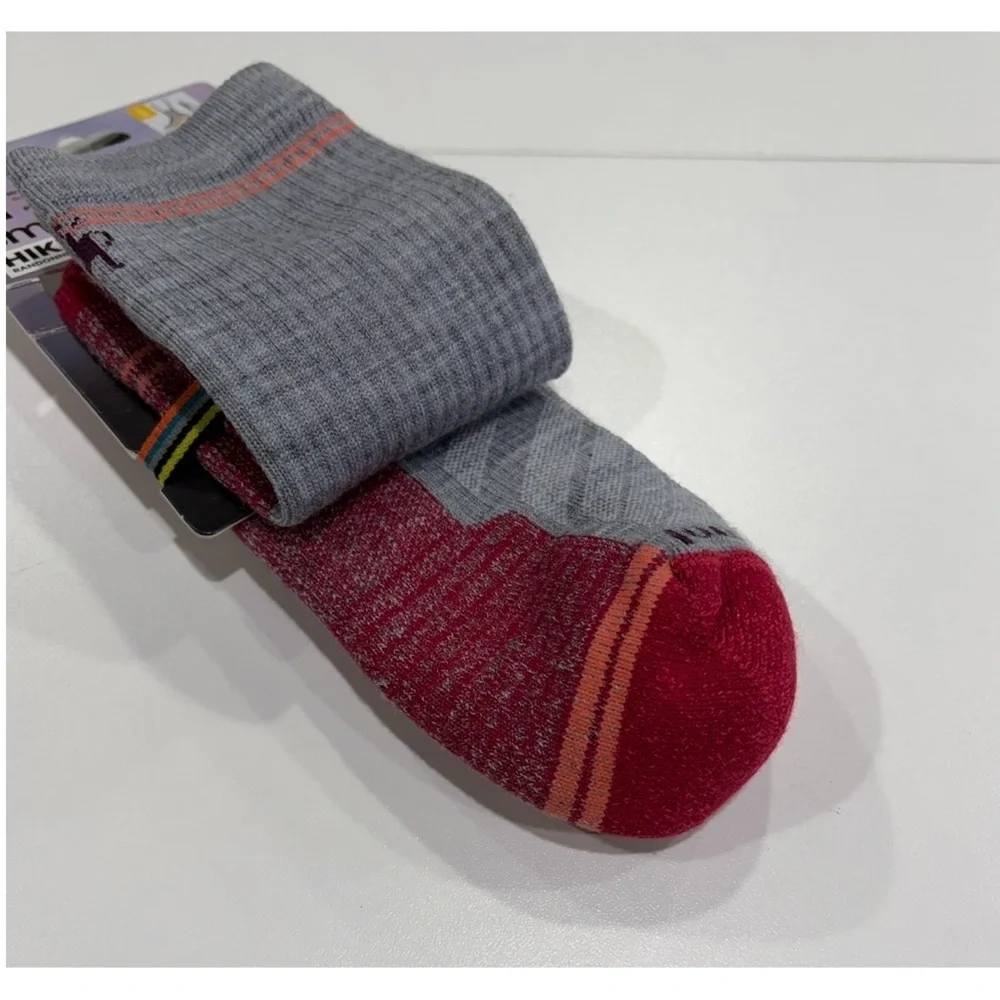 Smartwool Women's Large Hike Light Cushion Crew Socks Red Grey NWT Merino Wool